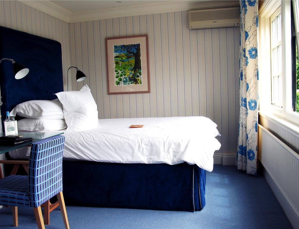 The Old Bridge Hotel Huntingdon Ruang foto