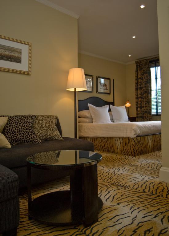 The Old Bridge Hotel Huntingdon Ruang foto
